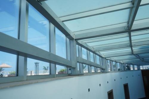 Strong toughened glass